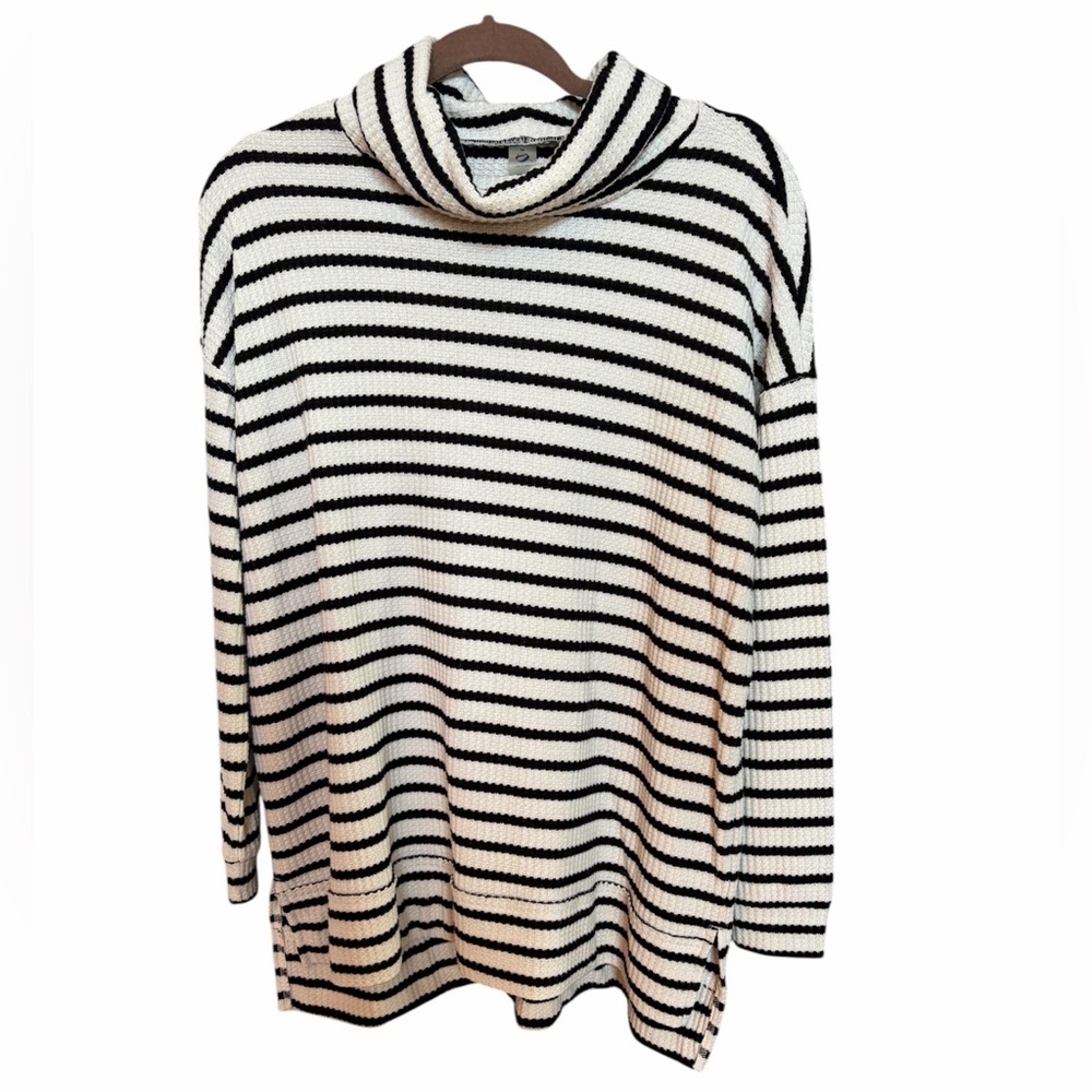 Loft Lou & Grey Black /White Stripe